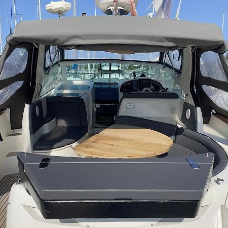 Une Nuit Sur Un Bateau Linge & Menage Inclus La Rochelle  Kültér fotó